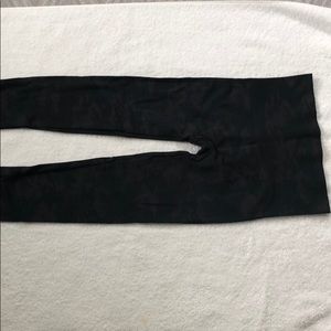 SPANX Camo leggings